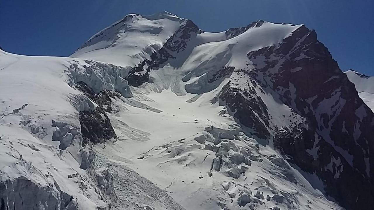 Hotel Le Petit Abri Champoluc Luaran gambar